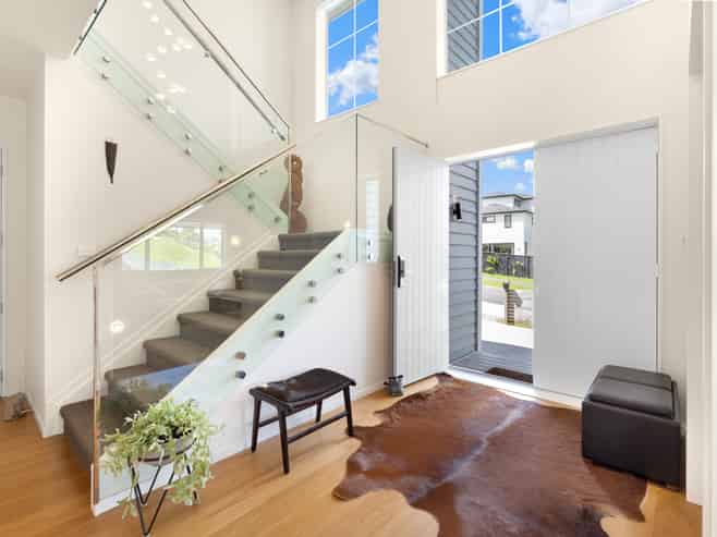 18 Kahu Close, Orewa