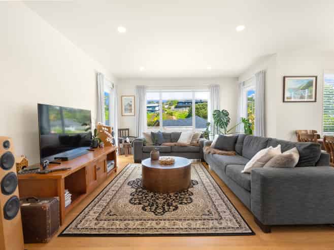 18 Kahu Close, Orewa