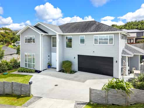 18 Kahu Close, Orewa