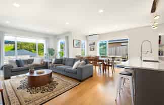 18 Kahu Close, Orewa