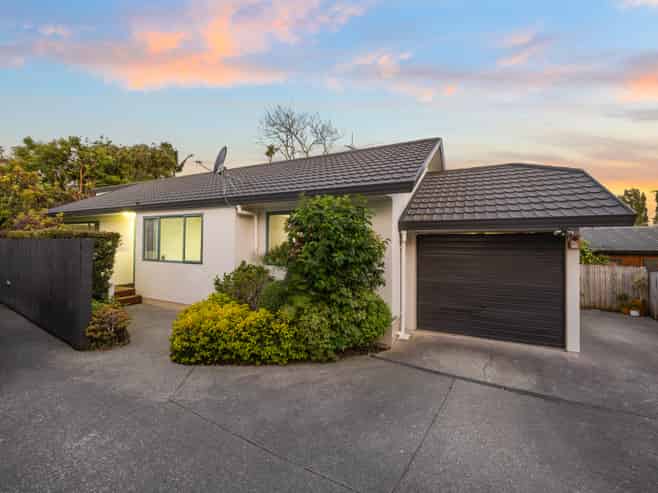56c Commisariat Road, Mount Wellington