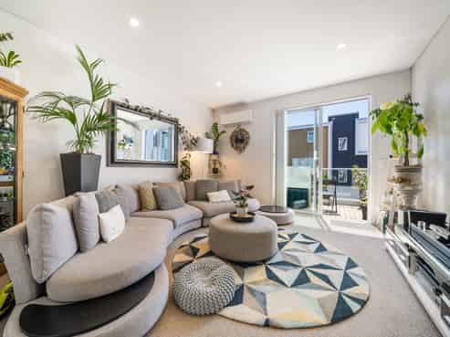 26 Ceramic Lane, New Lynn