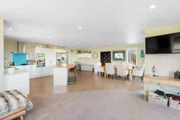 6A Taipa View Road, Taipa