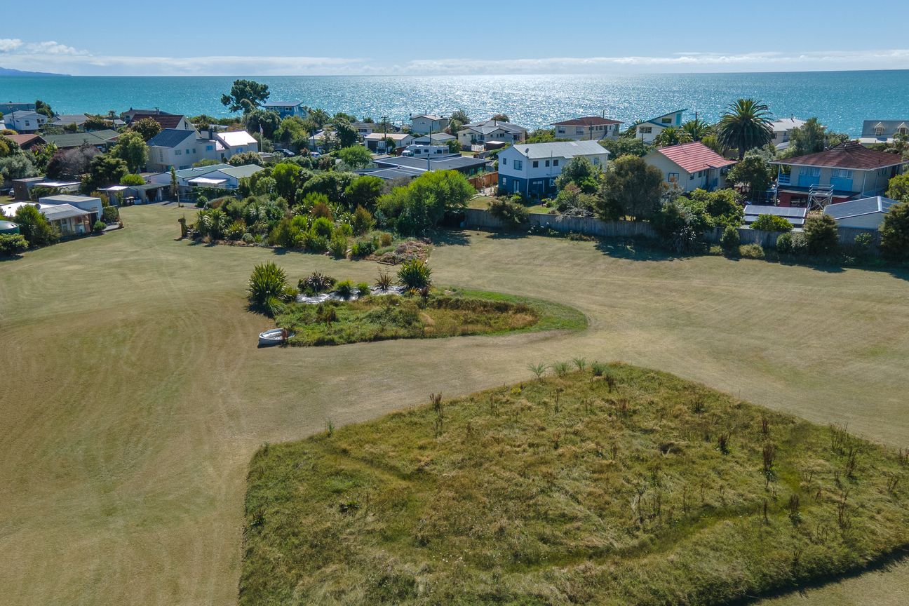 A Rare Coastal Sanctuary - Ready For Your Vision - Més