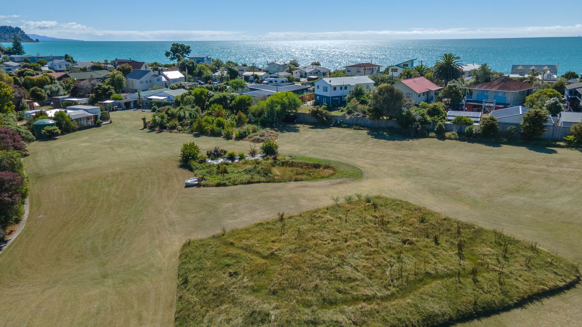 A Rare Coastal Sanctuary - Ready For Your Vision - Mehr