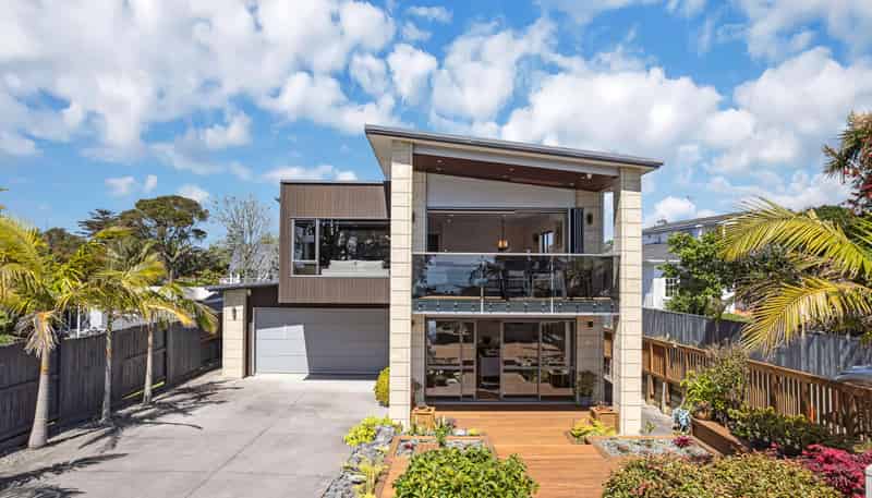 66A Marine Parade, Mellons Bay