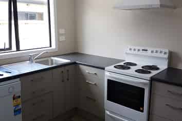 4/16 May Street, Hamilton East