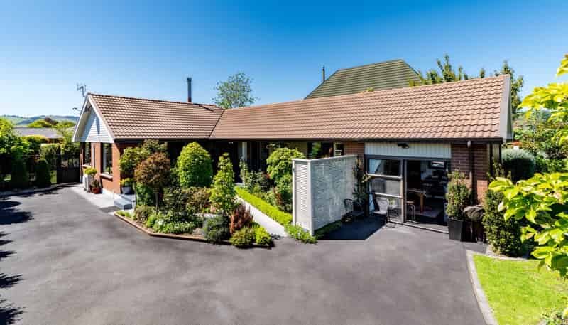 2 Kent Place, Mosgiel