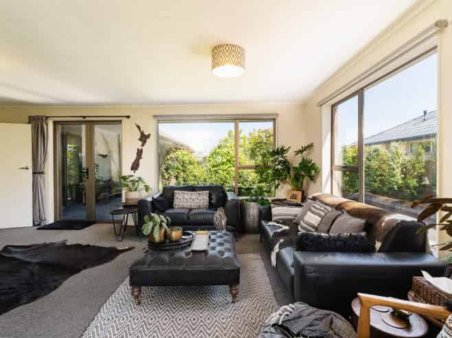 2 Kent Place, Mosgiel