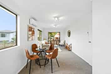 20A Mckinstry Avenue, Mangere East