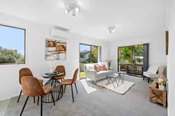 20A Mckinstry Avenue, Mangere East