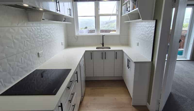 a/34 Chester Road, Tawa