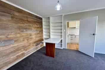 a/34 Chester Road, Tawa