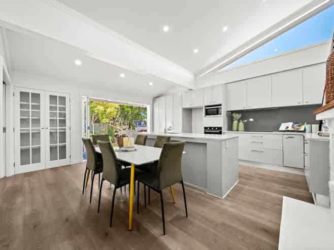 98 Shackleton Road, Mount Eden