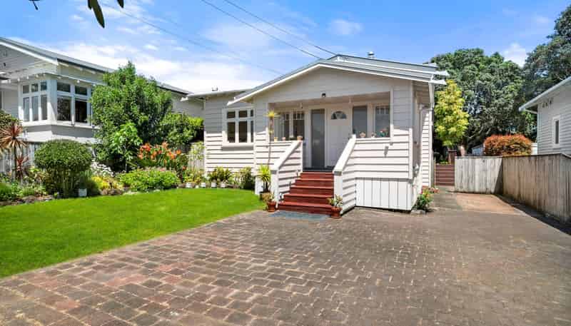 98 Shackleton Road, Mount Eden