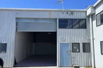 Versatile Industrial Unit with Workshop