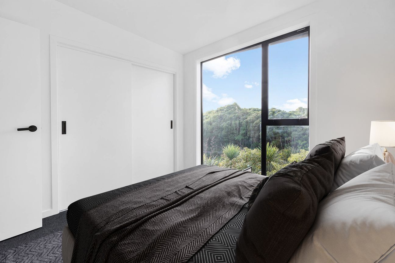 STYLISH NEAR-NEW TOWNHOUSE WITH SUPERB SUN - Näkymä 6