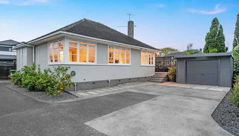 197 Riverside Avenue, Point England