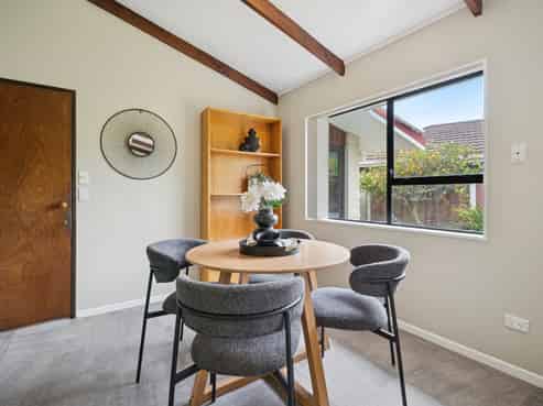 8 Hurunui Street, Waikanae