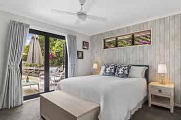 93 Marine Drive, Diamond Harbour