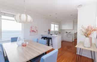 15 Collier Avenue, Karori