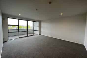 2B/63 Kestev Drive, Flat Bush