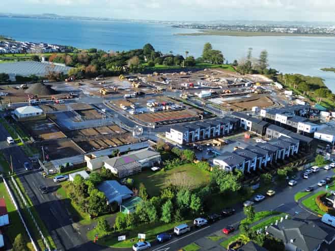 Shovel-ready townhouse project – Limeburners Bay