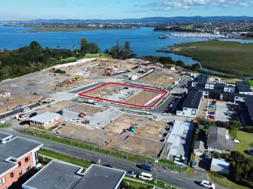 Shovel-ready townhouse project – Limeburners Bay