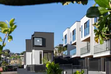 33C St Peters Street, Northcote