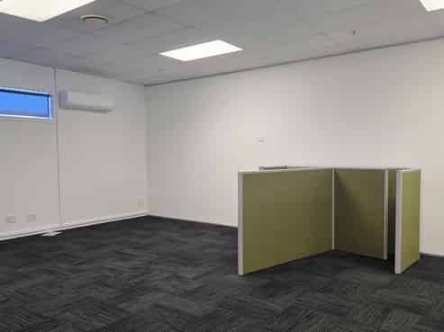 Work where the city meets the sea