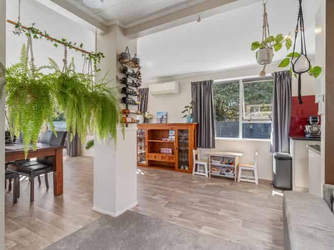 18 Frederick Street, Carterton