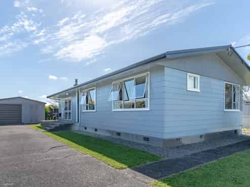 18 Frederick Street, Carterton