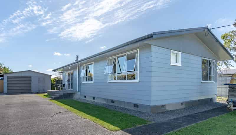 18 Frederick Street, Carterton