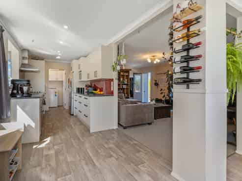 18 Frederick Street, Carterton