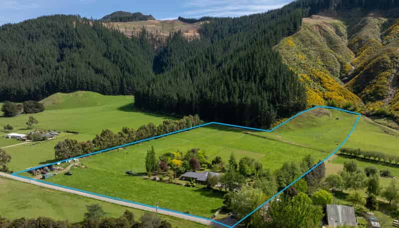 208 Mount Riley Road, Okaramio