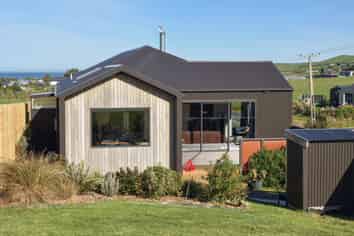 52 Milton Street, Riverton