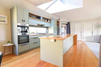 52 Milton Street, Riverton