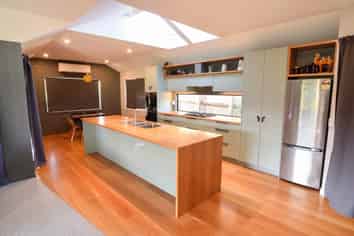 52 Milton Street, Riverton