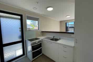 6/2 John Bracken Way, Beach Haven