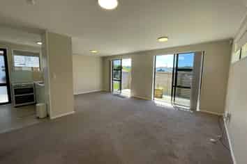 6/2 John Bracken Way, Beach Haven