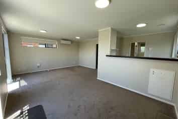 6/2 John Bracken Way, Beach Haven