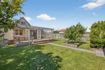380 Keyes Road, New Brighton
