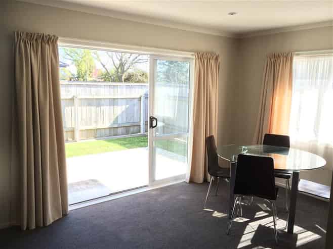 709a Charles Street, Raureka