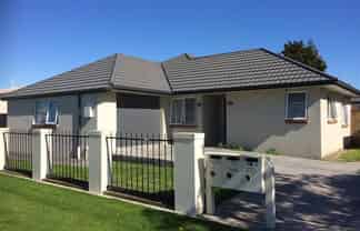 709a Charles Street, Raureka