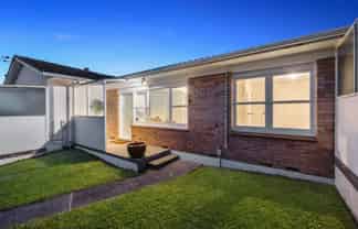 2/40a Hamlin Road, Mount Wellington