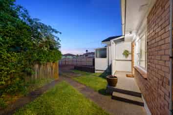 2/40a Hamlin Road, Mount Wellington