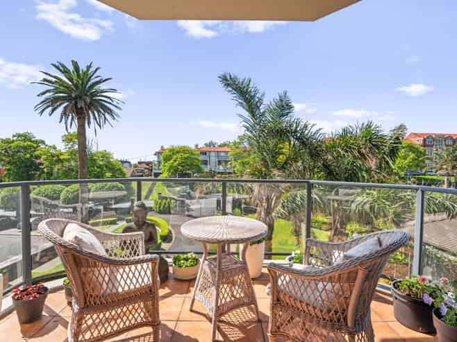 201/135 Grafton Road, Grafton