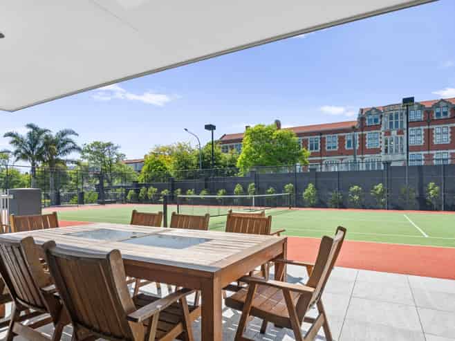 201/135 Grafton Road, Grafton