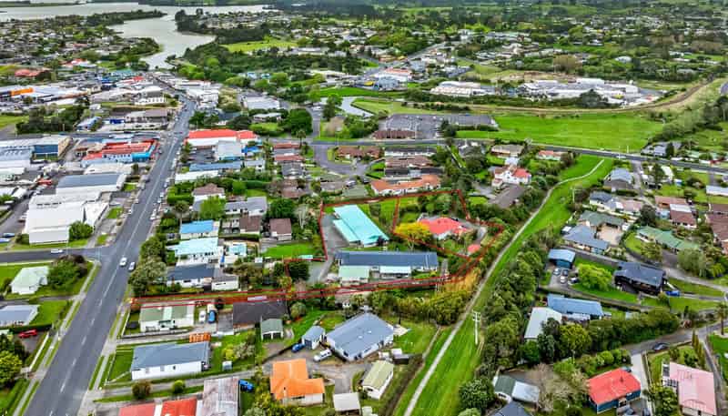 100 Queen Street, Waiuku