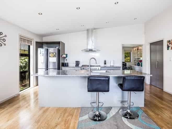 98 Navigation Drive, Whitby